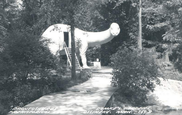 Dinosaur Gardens - Old Postcard View
